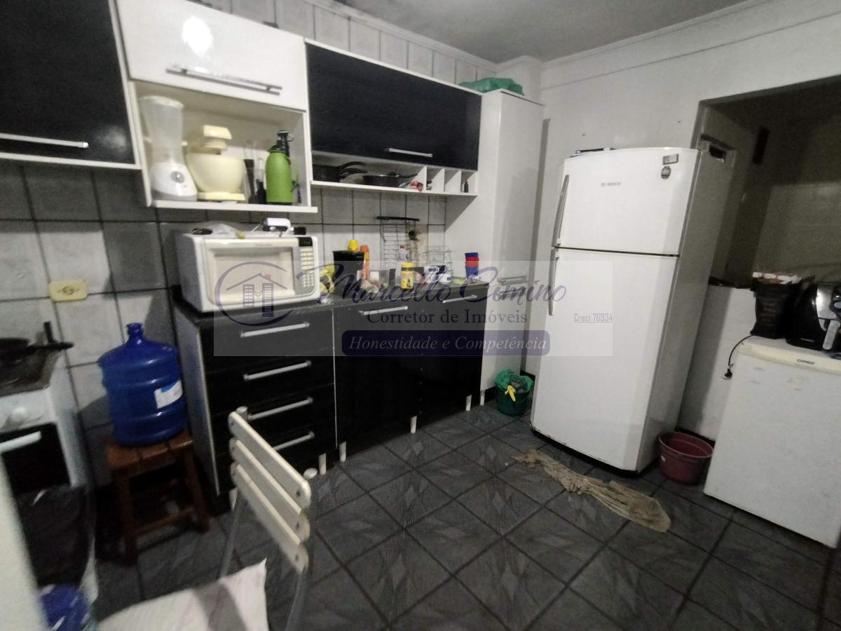 Sobrado à venda com 5 quartos, 126m² - Foto 4