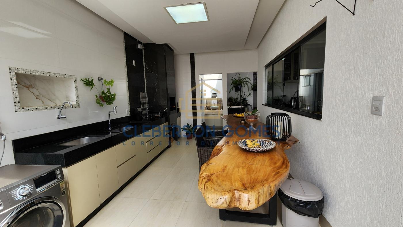 Casa à venda com 3 quartos, 280m² - Foto 7