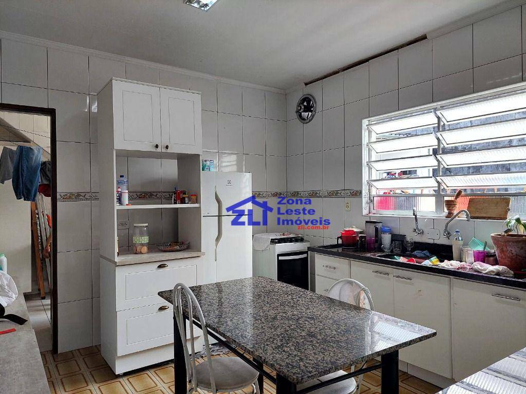 Casa à venda com 4 quartos, 150m² - Foto 31