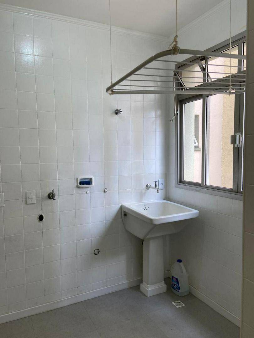 Apartamento à venda com 3 quartos, 126m² - Foto 17