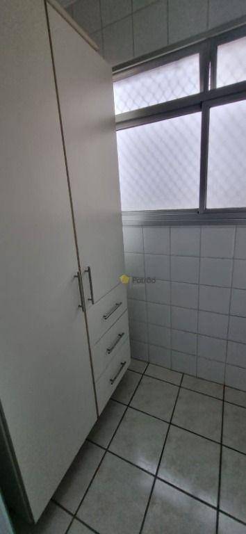 Apartamento à venda com 2 quartos, 62m² - Foto 8