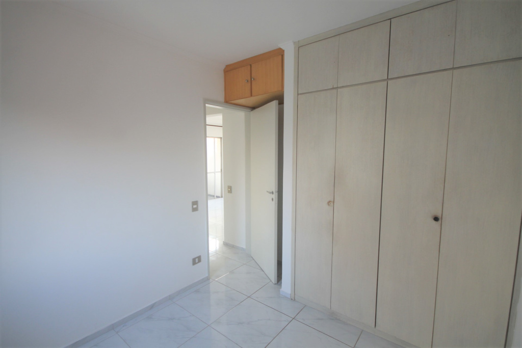 Apartamento à venda com 2 quartos, 55m² - Foto 3