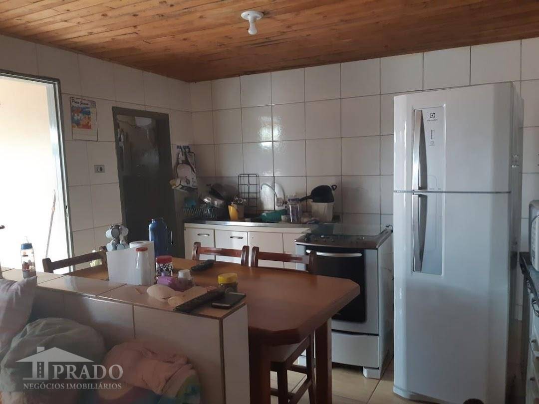 Casa à venda com 4 quartos, 198m² - Foto 8