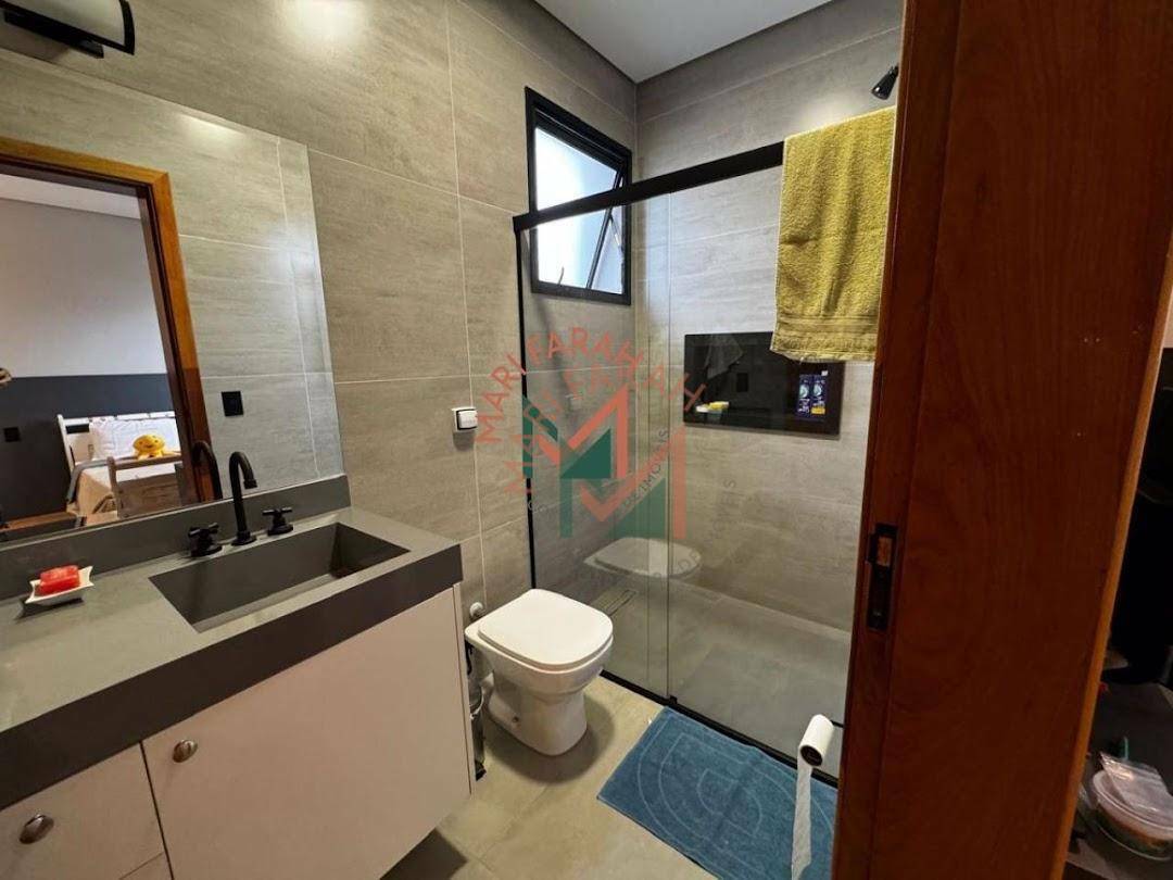 Casa de Condomínio à venda com 4 quartos, 240m² - Foto 4