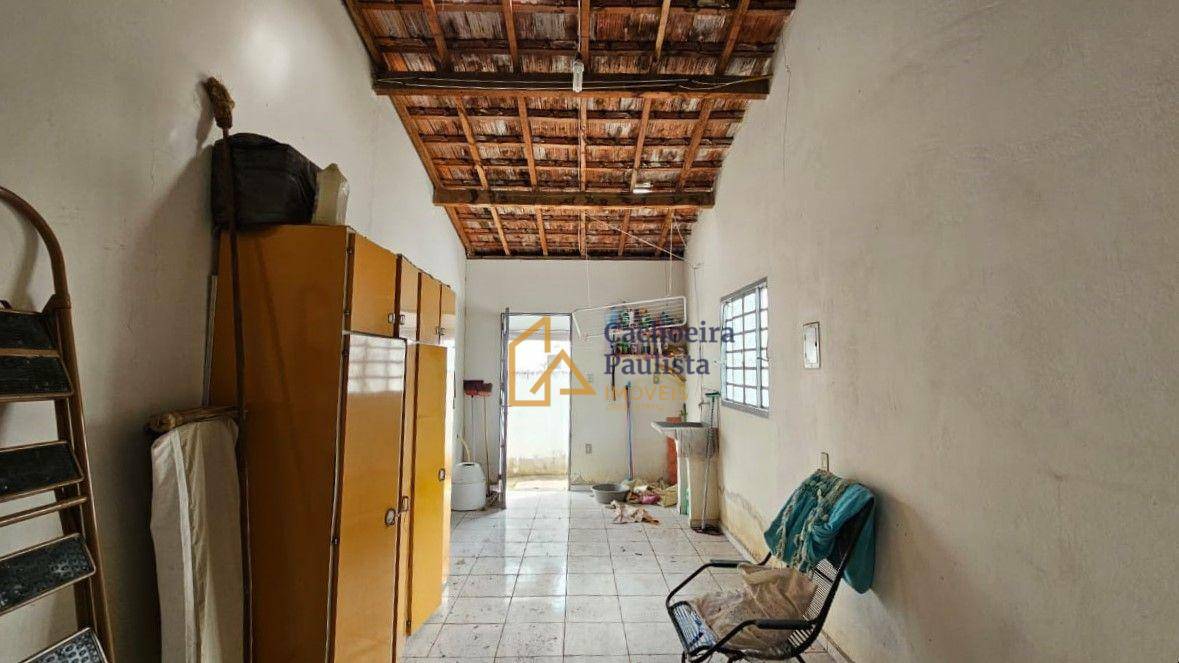 Casa à venda com 4 quartos, 232m² - Foto 13