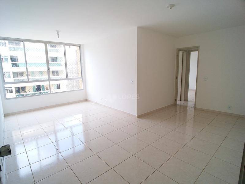 Apartamento à venda com 2 quartos, 73m² - Foto 1