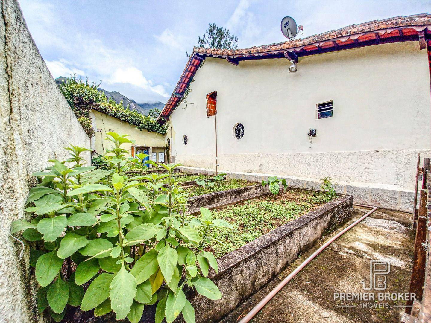 Casa à venda com 15 quartos, 1500m² - Foto 51