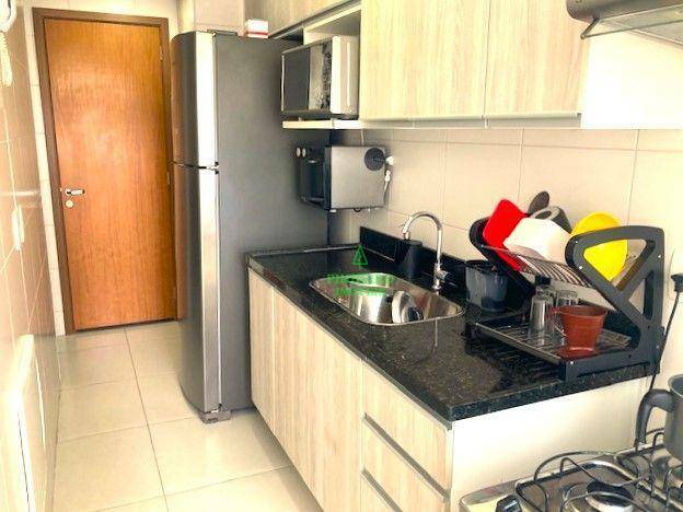 Apartamento à venda com 3 quartos, 105m² - Foto 9