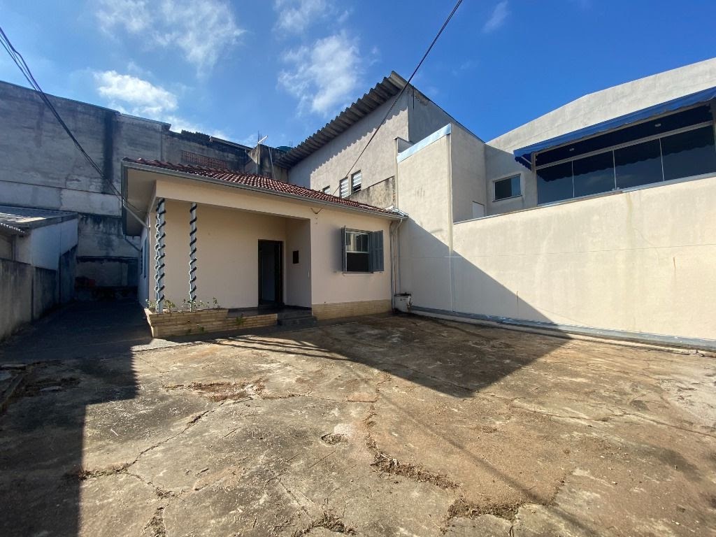 Casa à venda com 2 quartos, 220m² - Foto 23