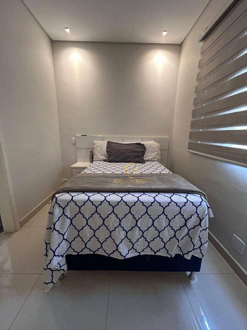 Apartamento à venda com 2 quartos, 70m² - Foto 5