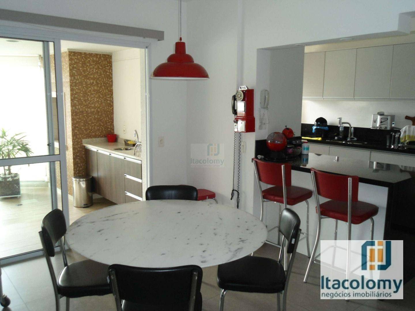 Apartamento à venda com 4 quartos, 261m² - Foto 4