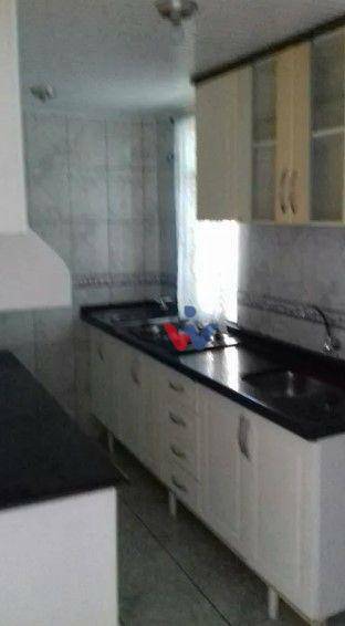 Apartamento à venda com 2 quartos, 40m² - Foto 3