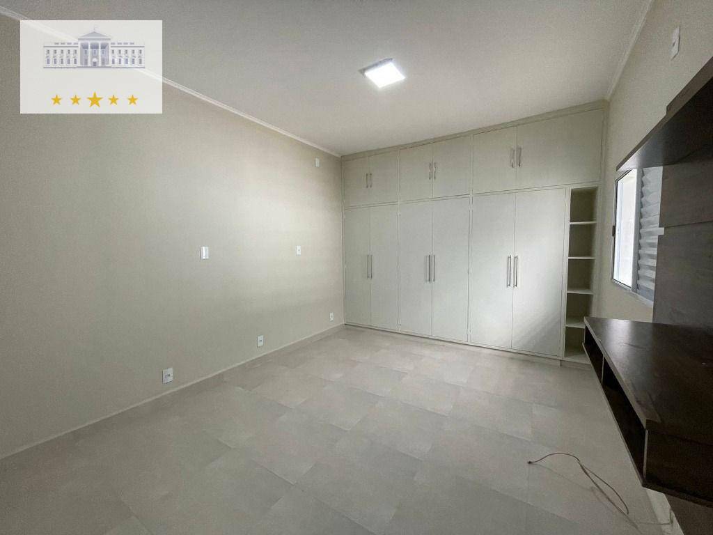 Casa à venda com 3 quartos, 273m² - Foto 8