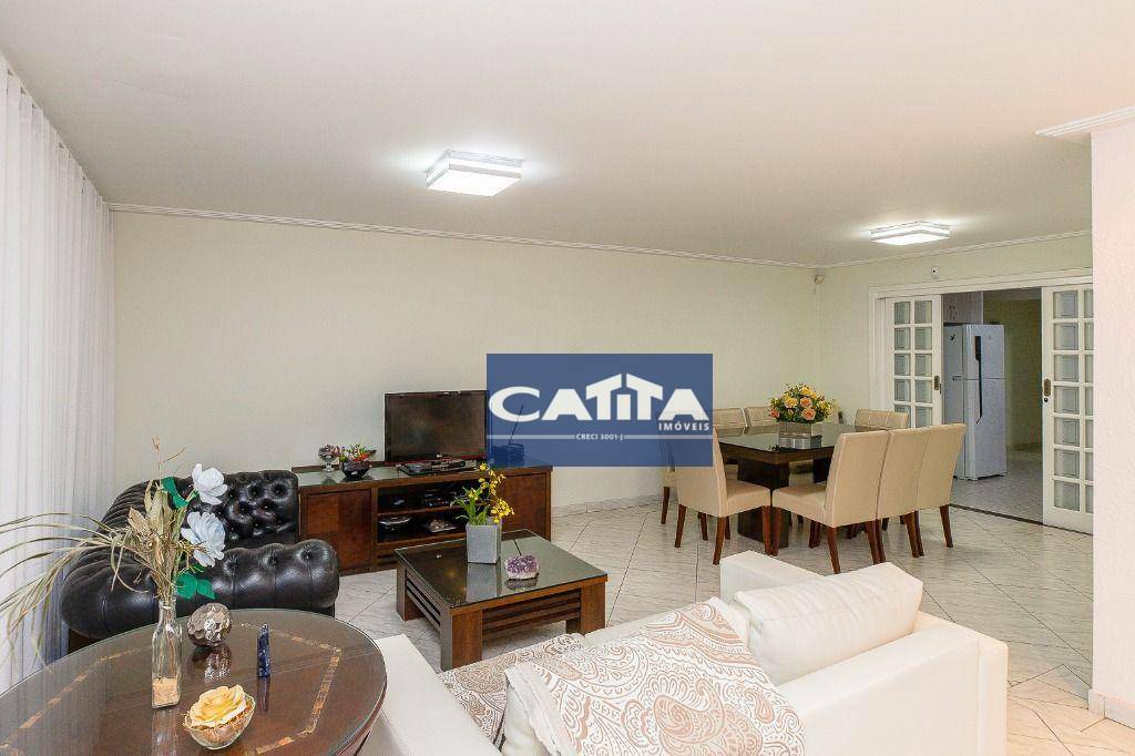 Casa à venda com 3 quartos, 200m² - Foto 4