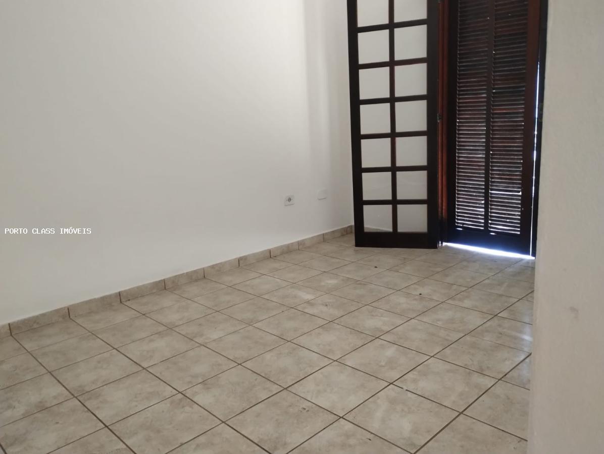 Sobrado à venda com 3 quartos, 180m² - Foto 13