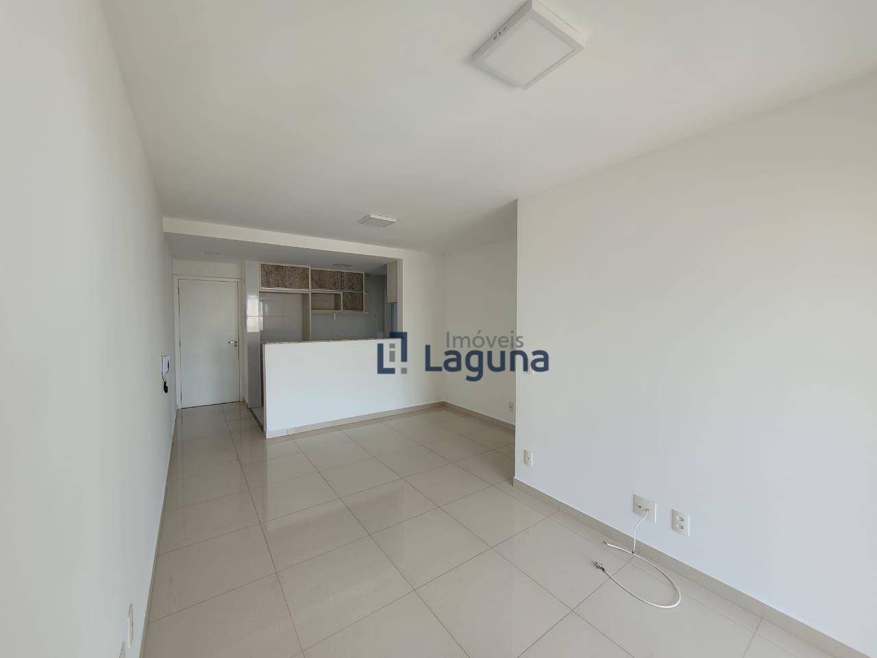 Apartamento para alugar com 3 quartos, 76m² - Foto 5