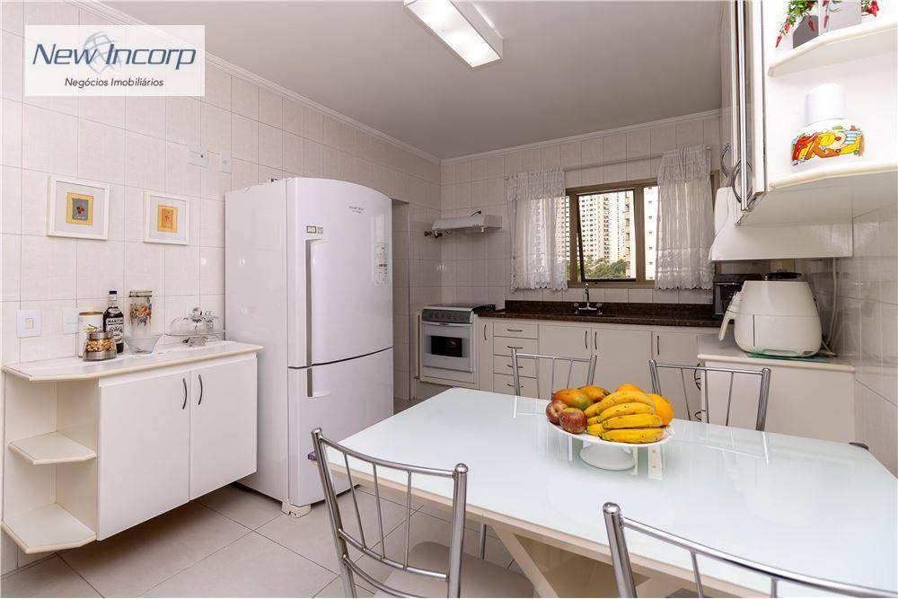 Apartamento à venda com 3 quartos, 117m² - Foto 11