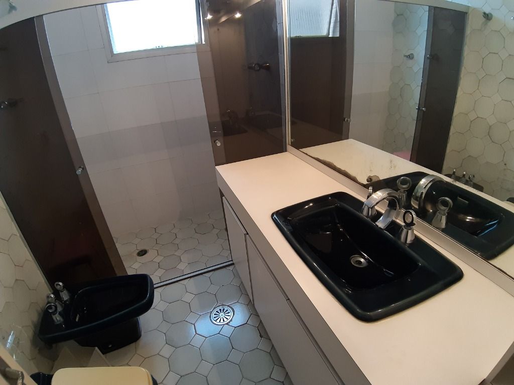 Apartamento à venda com 3 quartos, 190m² - Foto 13