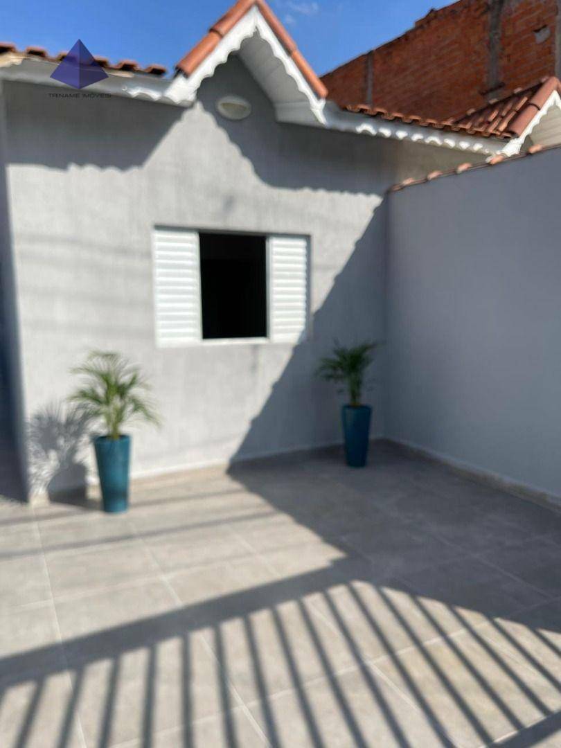 Casa à venda com 2 quartos, 132m² - Foto 2