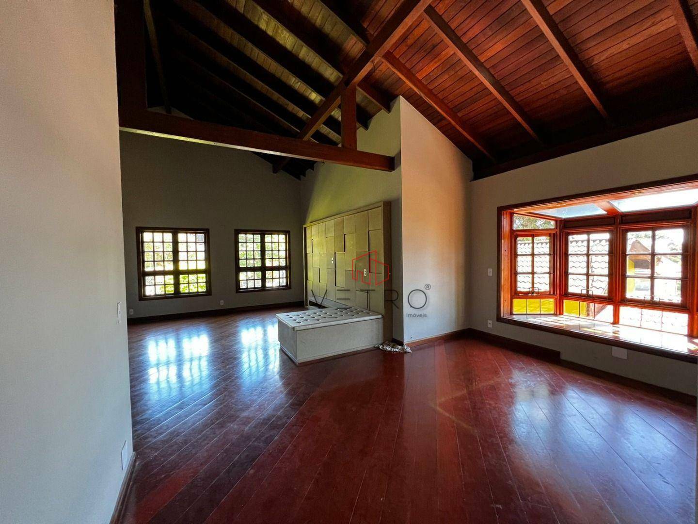 Casa à venda com 5 quartos, 550m² - Foto 6