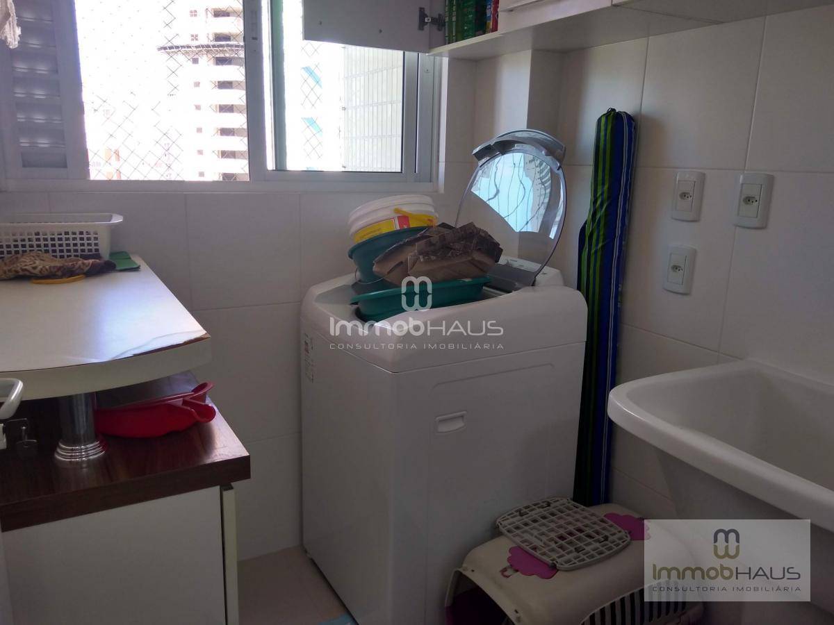 Apartamento à venda com 3 quartos, 120m² - Foto 12