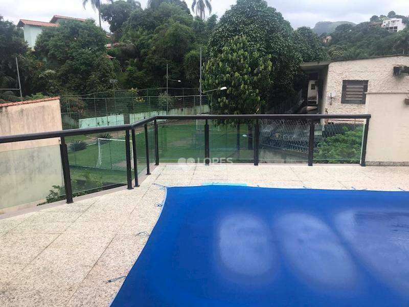 Casa de Condomínio à venda com 4 quartos, 234m² - Foto 6