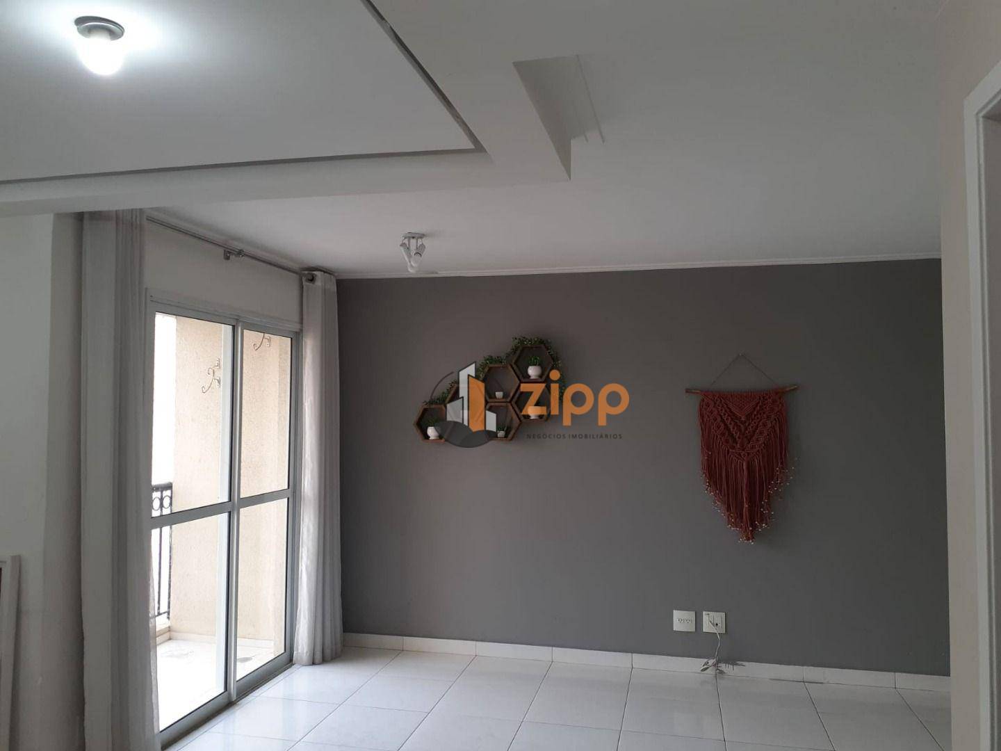 Apartamento à venda com 2 quartos, 63m² - Foto 3