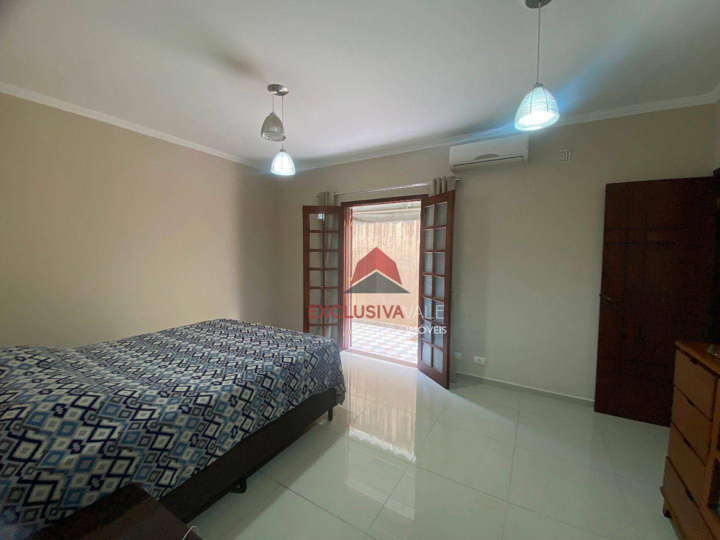 Casa à venda com 3 quartos, 202m² - Foto 10