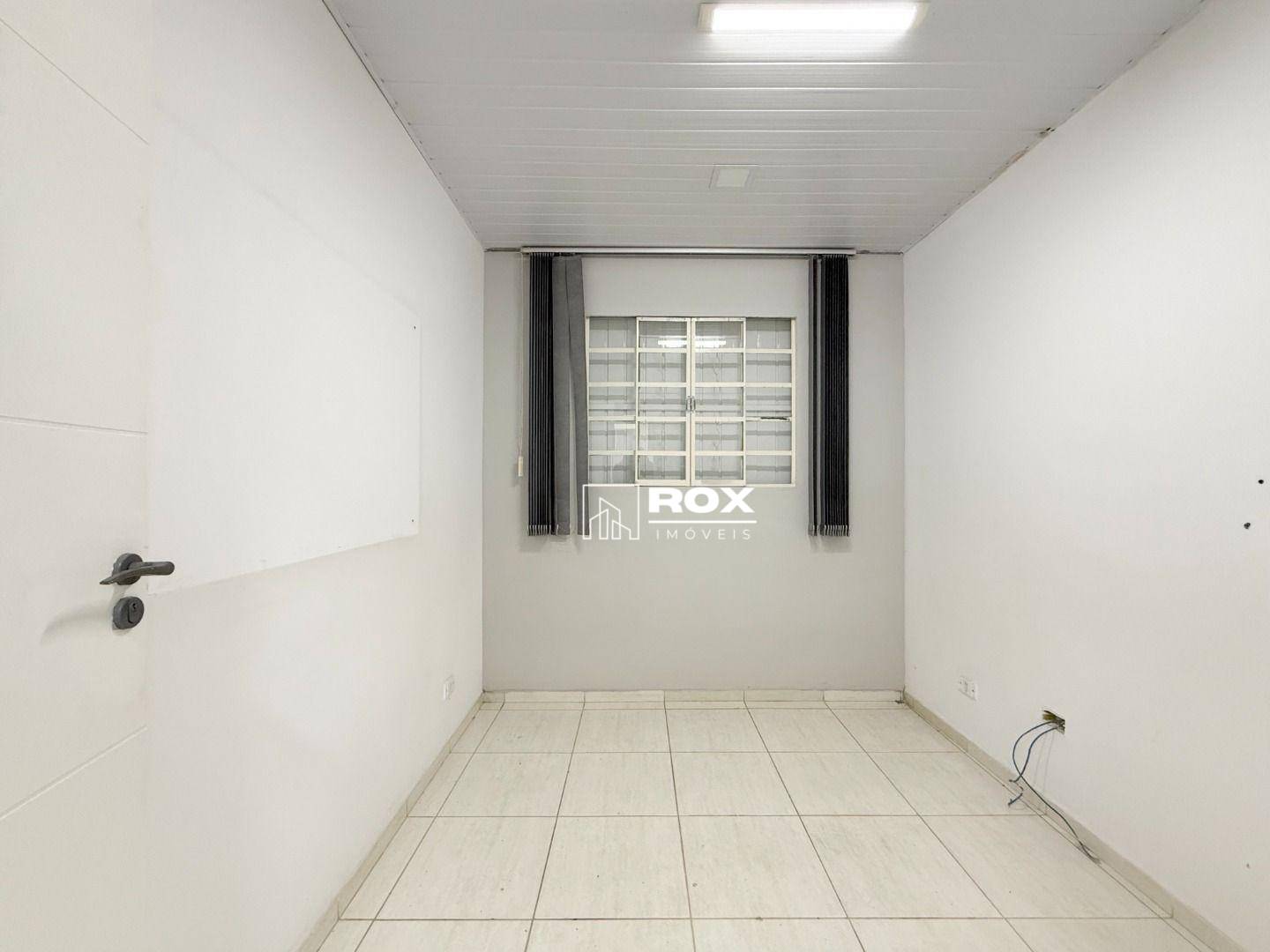 Casa para alugar, 240m² - Foto 32