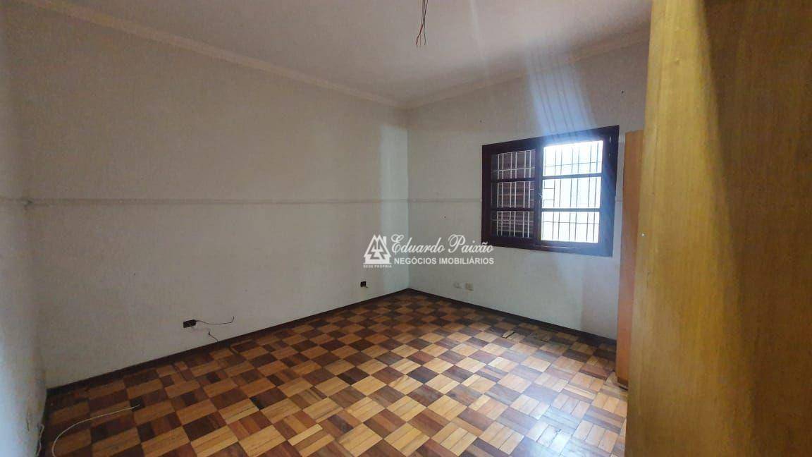 Casa para alugar com 3 quartos, 250m² - Foto 27