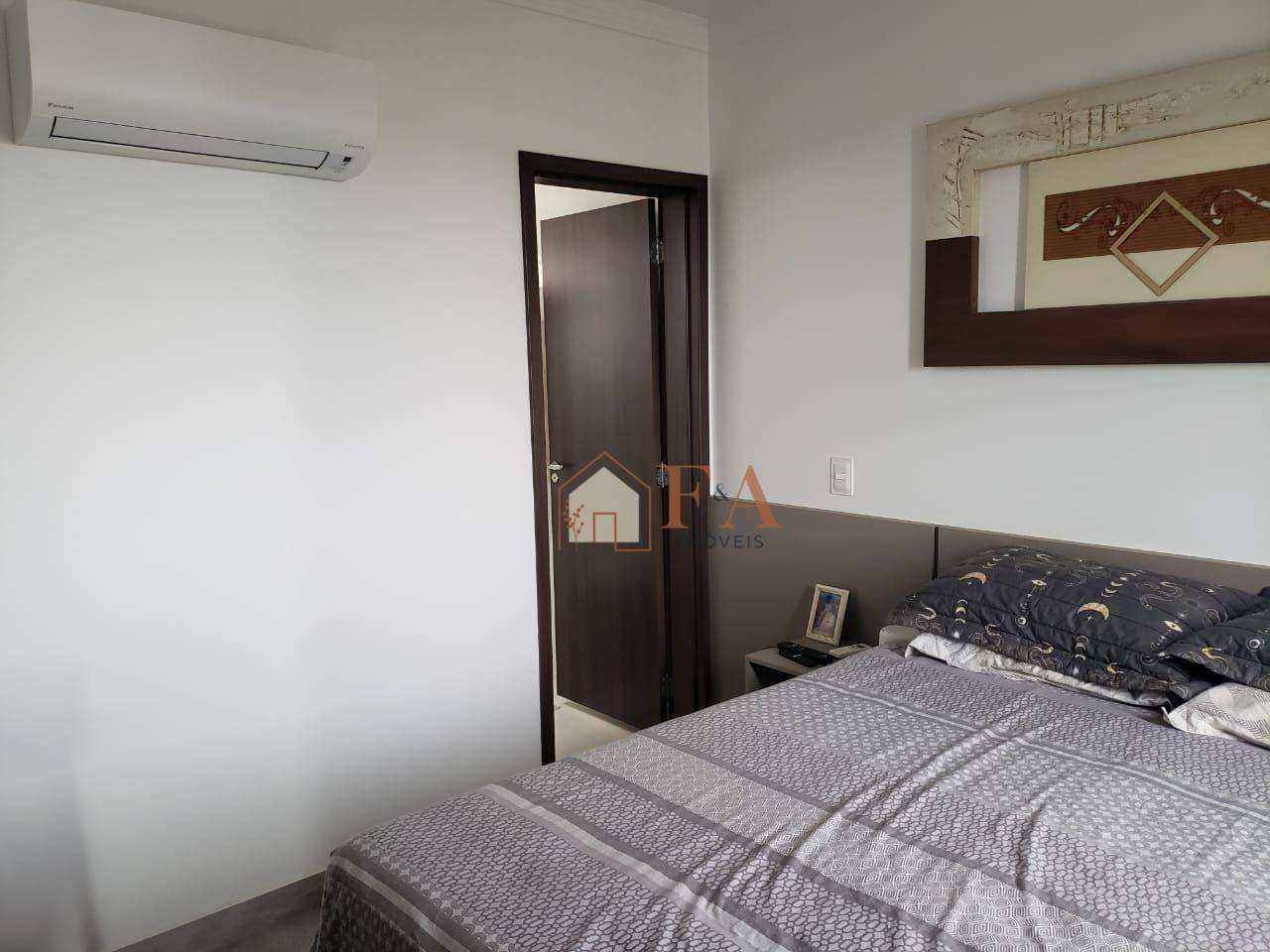 Apartamento à venda com 3 quartos, 87m² - Foto 10