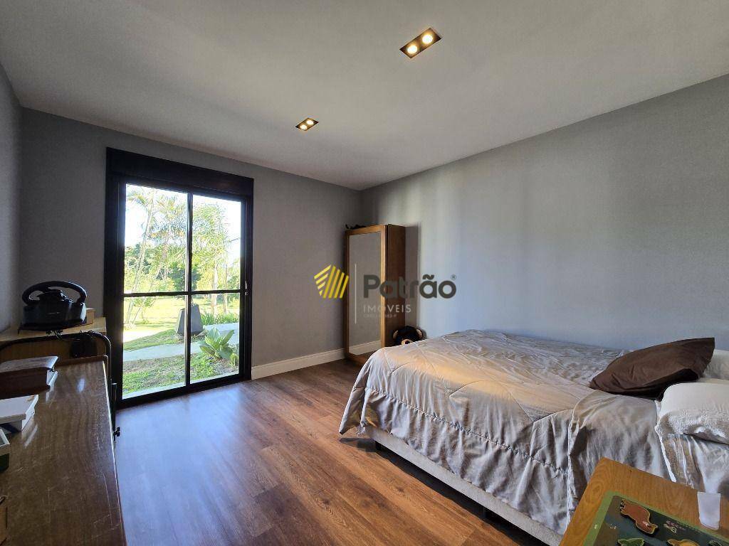 Casa de Condomínio à venda com 3 quartos, 435m² - Foto 16