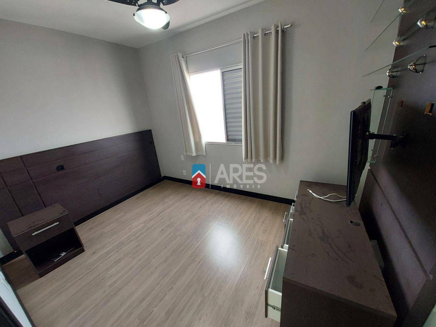 Apartamento à venda com 2 quartos, 65m² - Foto 7