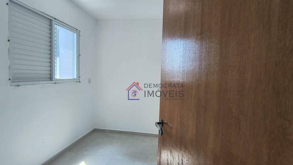 Apartamento à venda com 2 quartos, 46m² - Foto 11