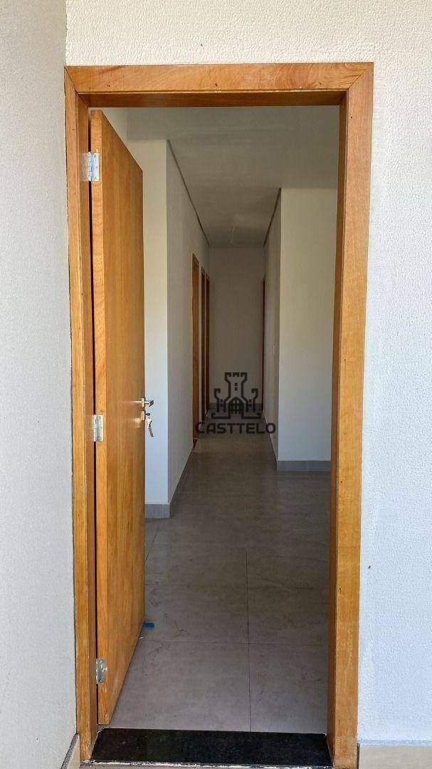 Casa à venda com 3 quartos, 116m² - Foto 5