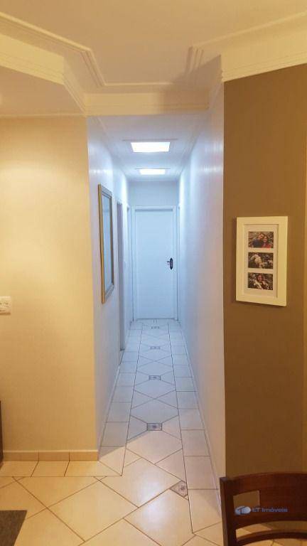 Apartamento à venda com 3 quartos, 85m² - Foto 5