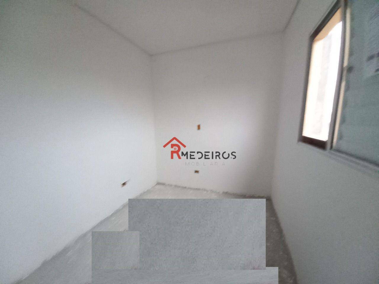 Casa à venda com 2 quartos, 42m² - Foto 17