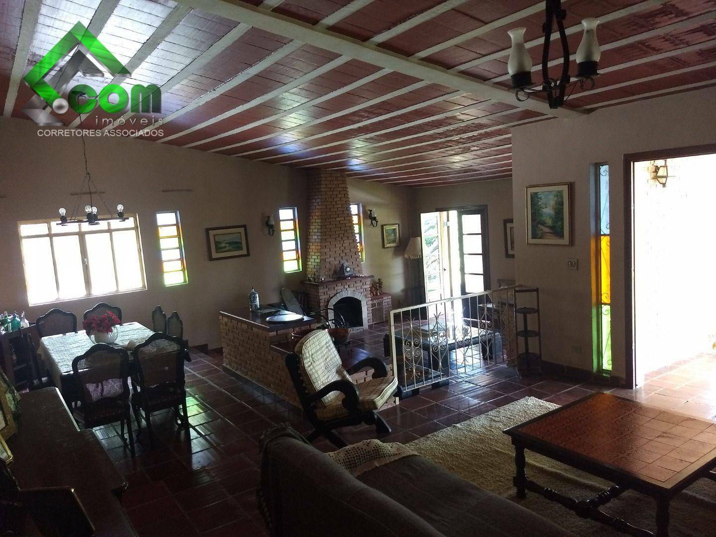 Chácara à venda com 4 quartos, 700m² - Foto 4