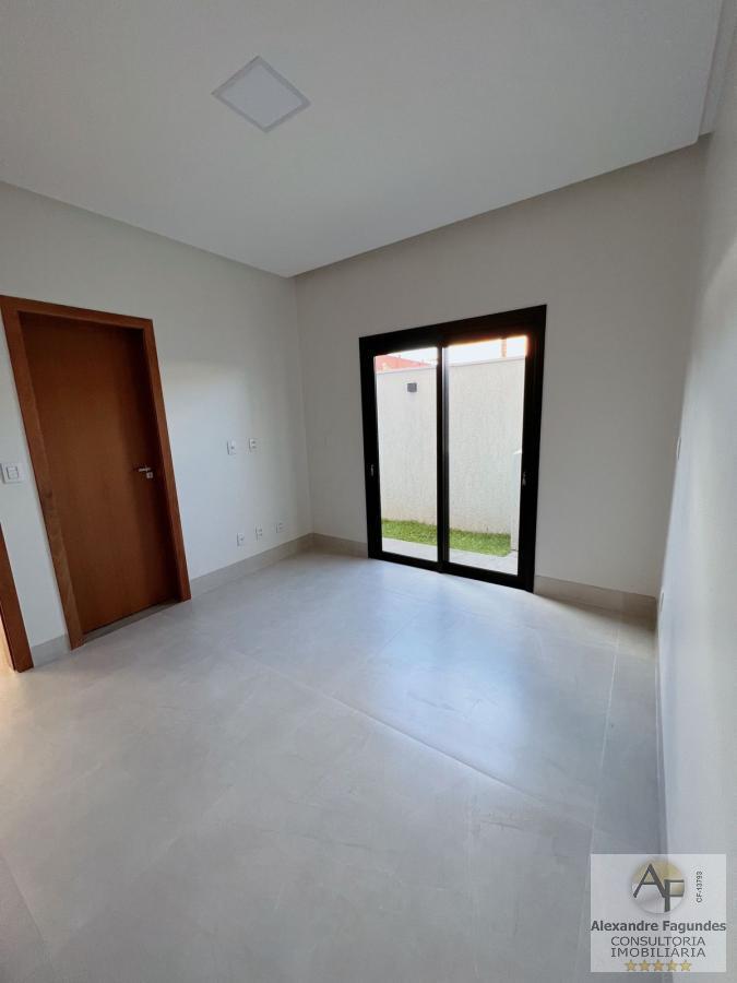 Sobrado à venda com 4 quartos, 234m² - Foto 2