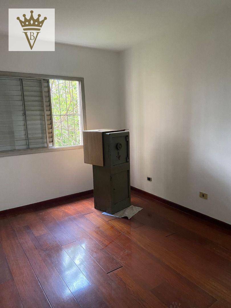 Apartamento à venda com 4 quartos, 234m² - Foto 18