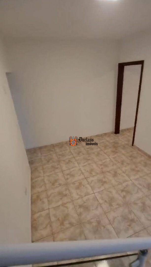 Sobrado à venda com 4 quartos, 200m² - Foto 8