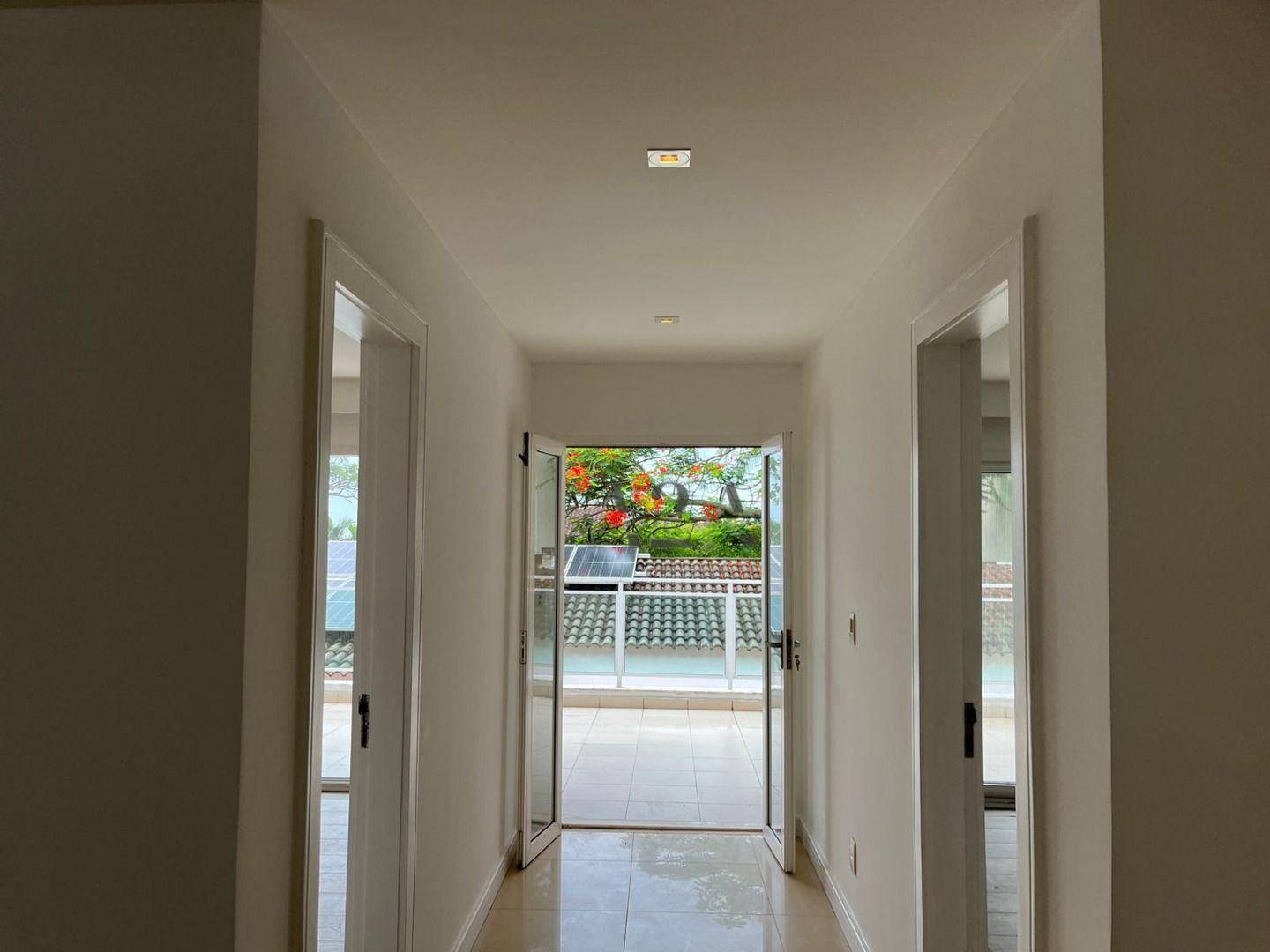 Casa à venda com 4 quartos, 357m² - Foto 41