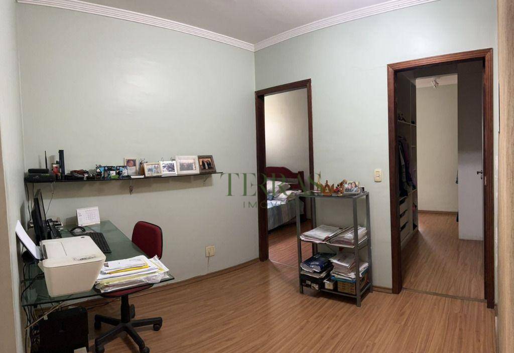 Casa de Condomínio à venda com 4 quartos, 250m² - Foto 7