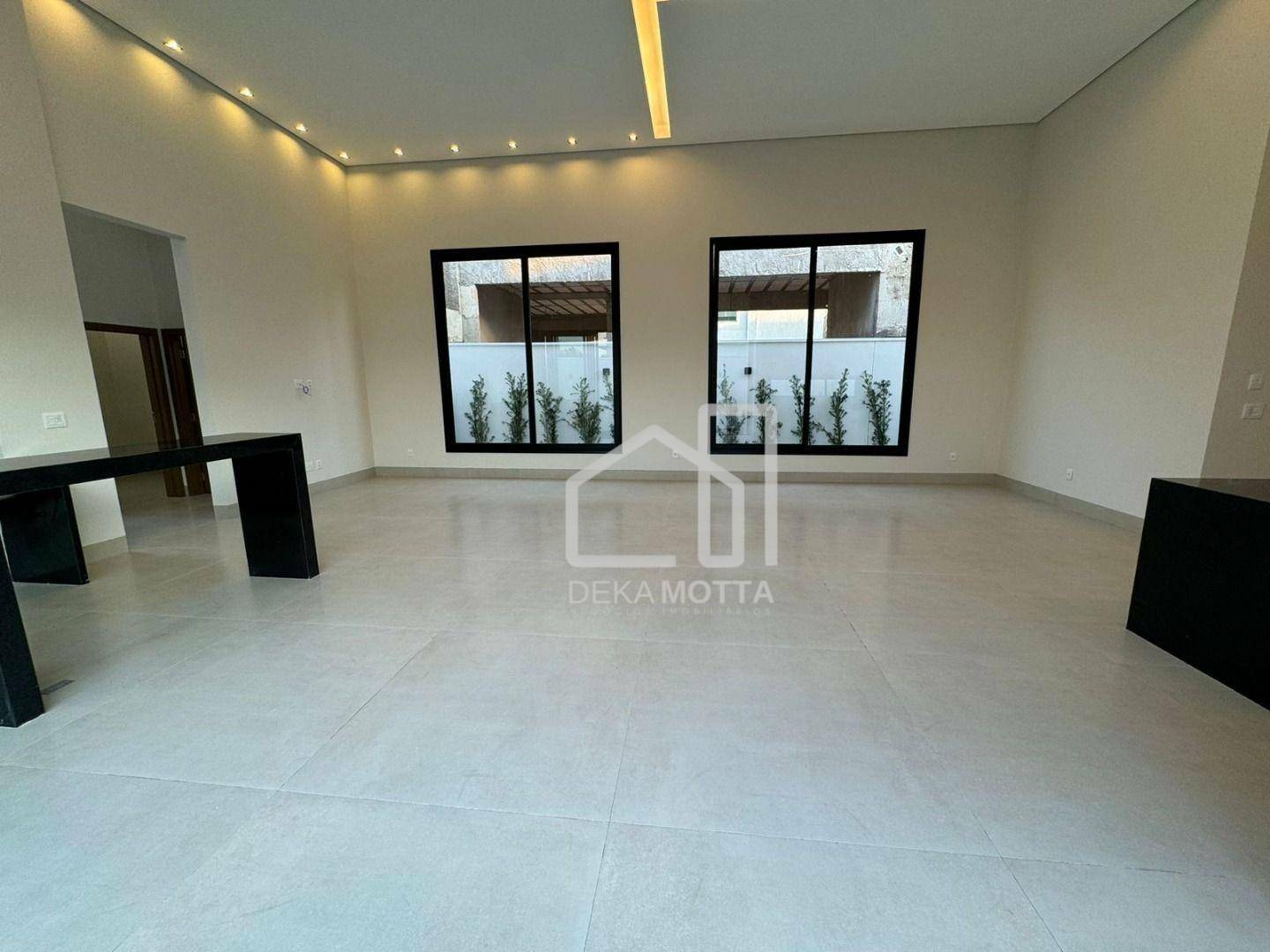 Casa à venda com 3 quartos, 208m² - Foto 20