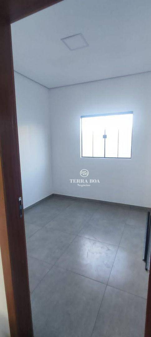 Casa de Condomínio à venda com 3 quartos, 105m² - Foto 2