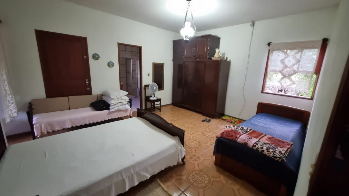 Chácara à venda com 4 quartos, 300m² - Foto 5