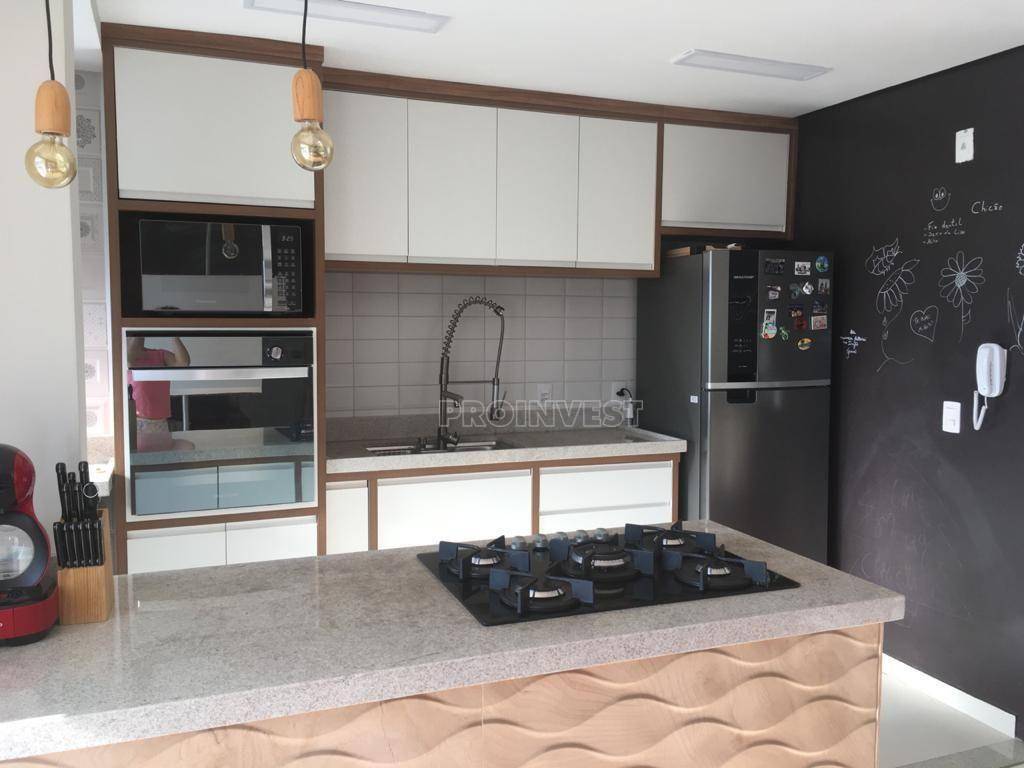 Apartamento à venda com 2 quartos, 71m² - Foto 1