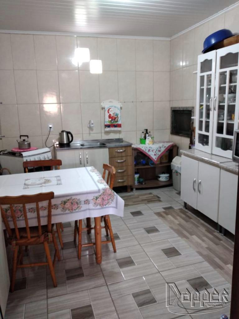 Casa à venda com 2 quartos, 150m² - Foto 3