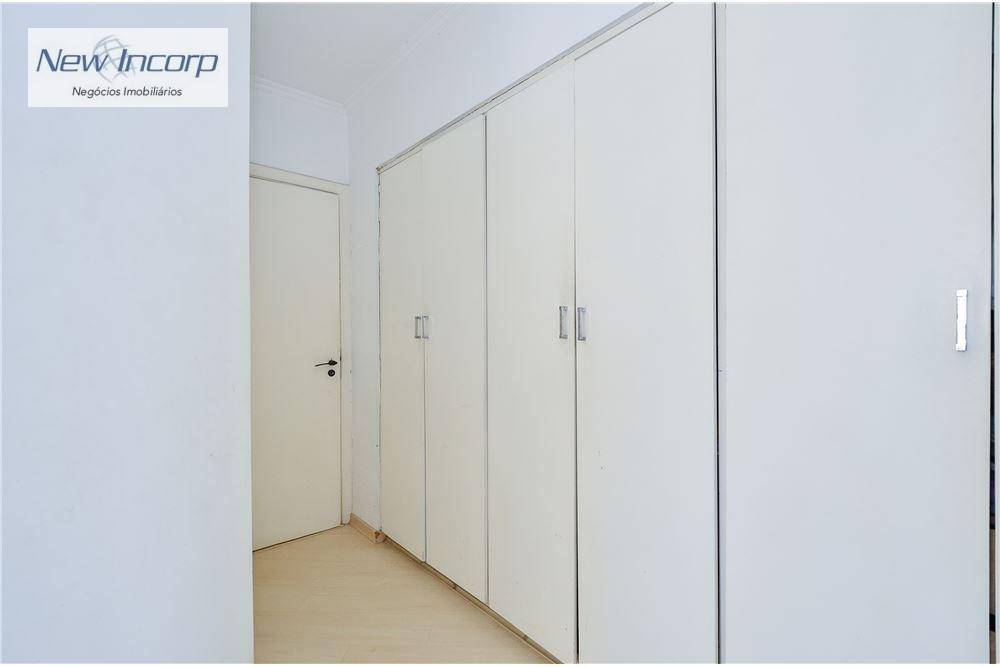 Apartamento à venda com 3 quartos, 130m² - Foto 17