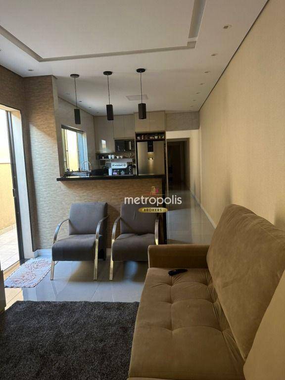 Casa à venda com 2 quartos, 180m² - Foto 1